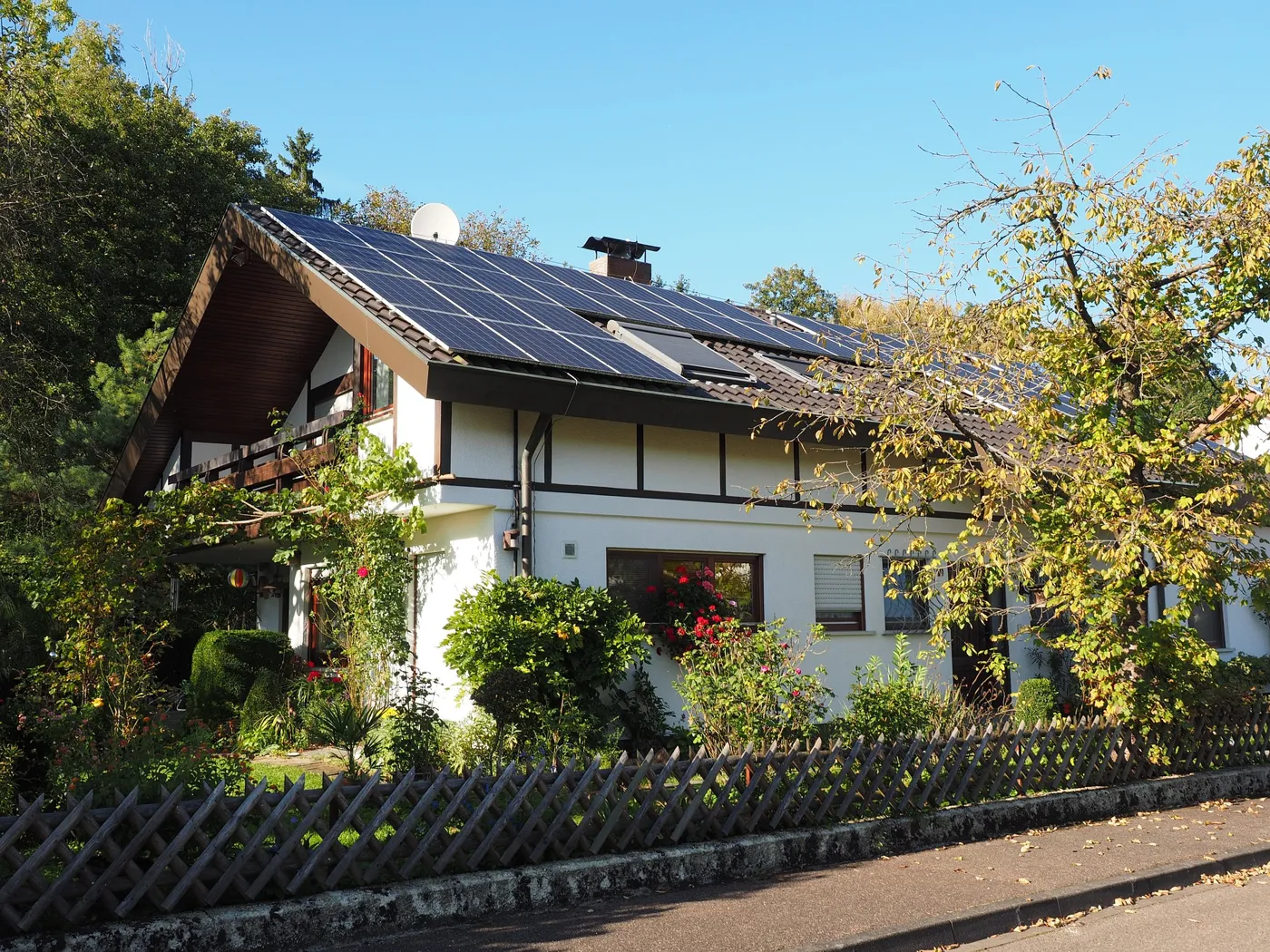 Jägerzaun – ideal für den heimischen Garten? Alle Infos!