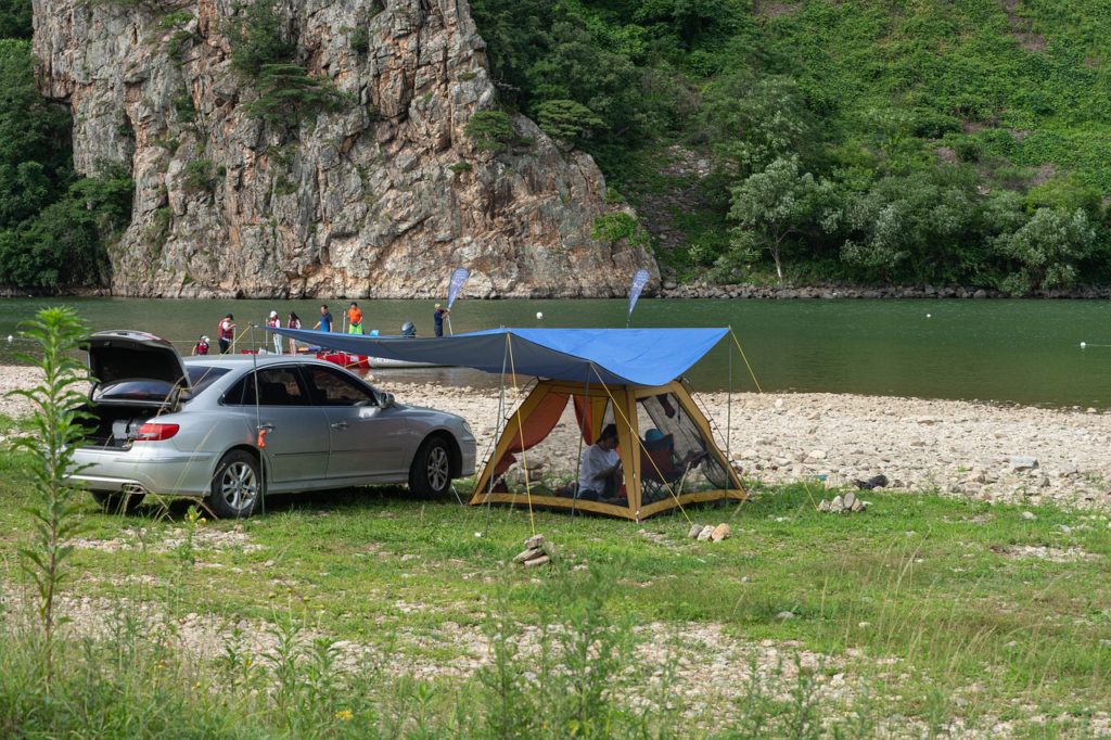 schattenspender am see
